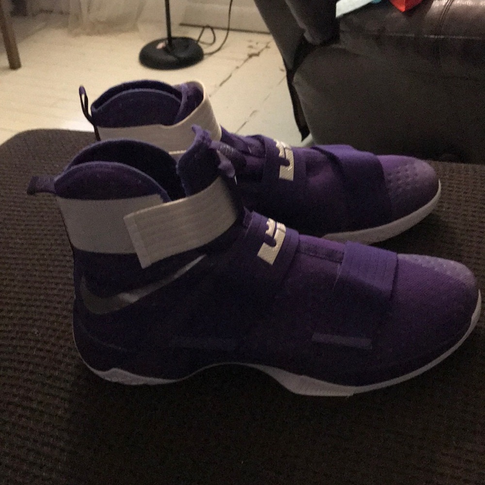 Soldier ten size us18